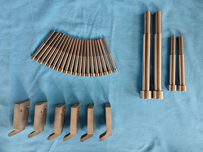 Molybdenum bolts, molybdenum hooks